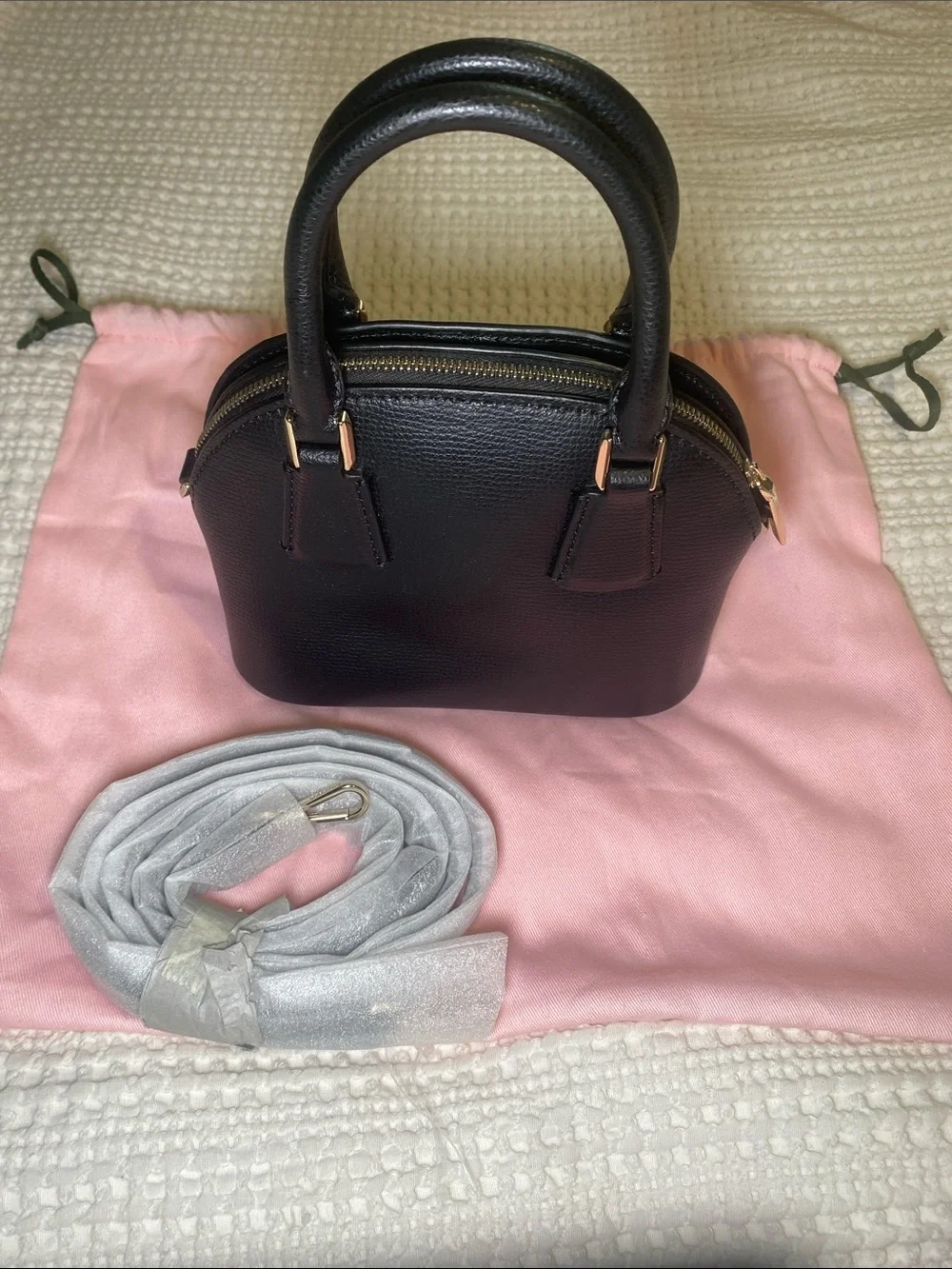 Like New Kate Spade Black Leather Mini Top Handle bag with Gold Hardware🖤✨